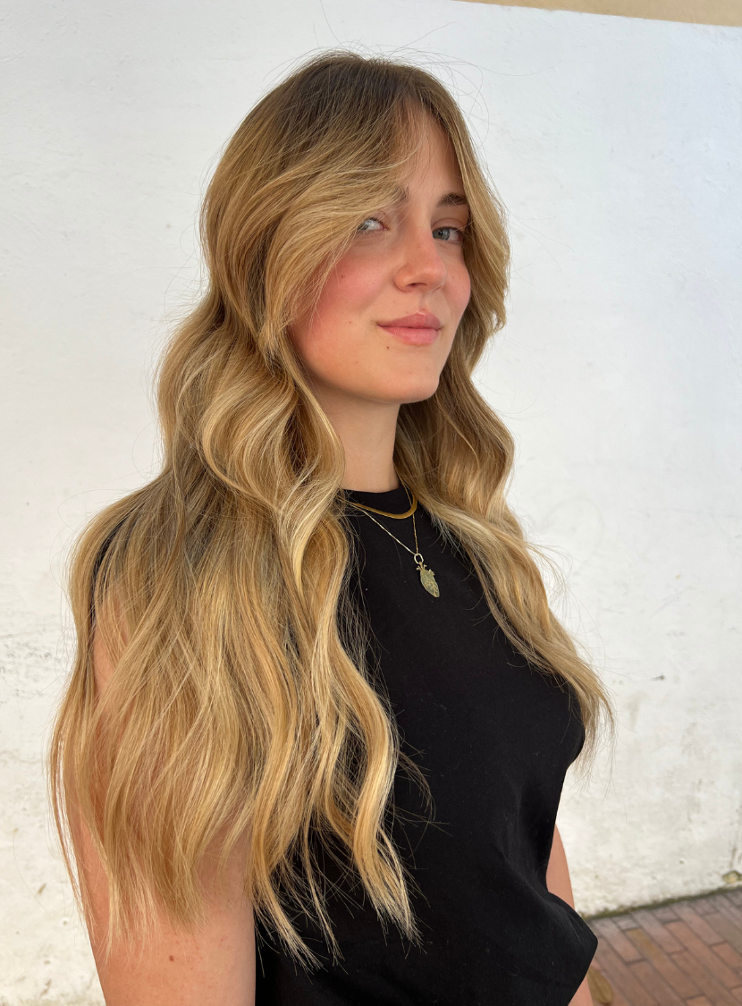 Progetto senza titolo (16) capelli biondi lunghi e mossi